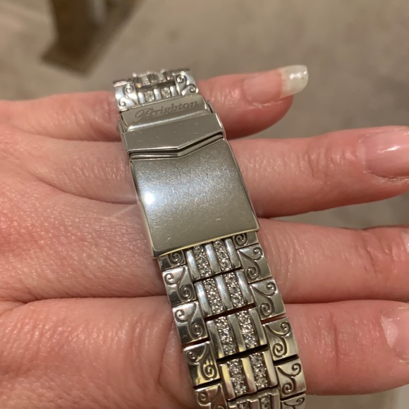 Watch - Picture 3 of 3